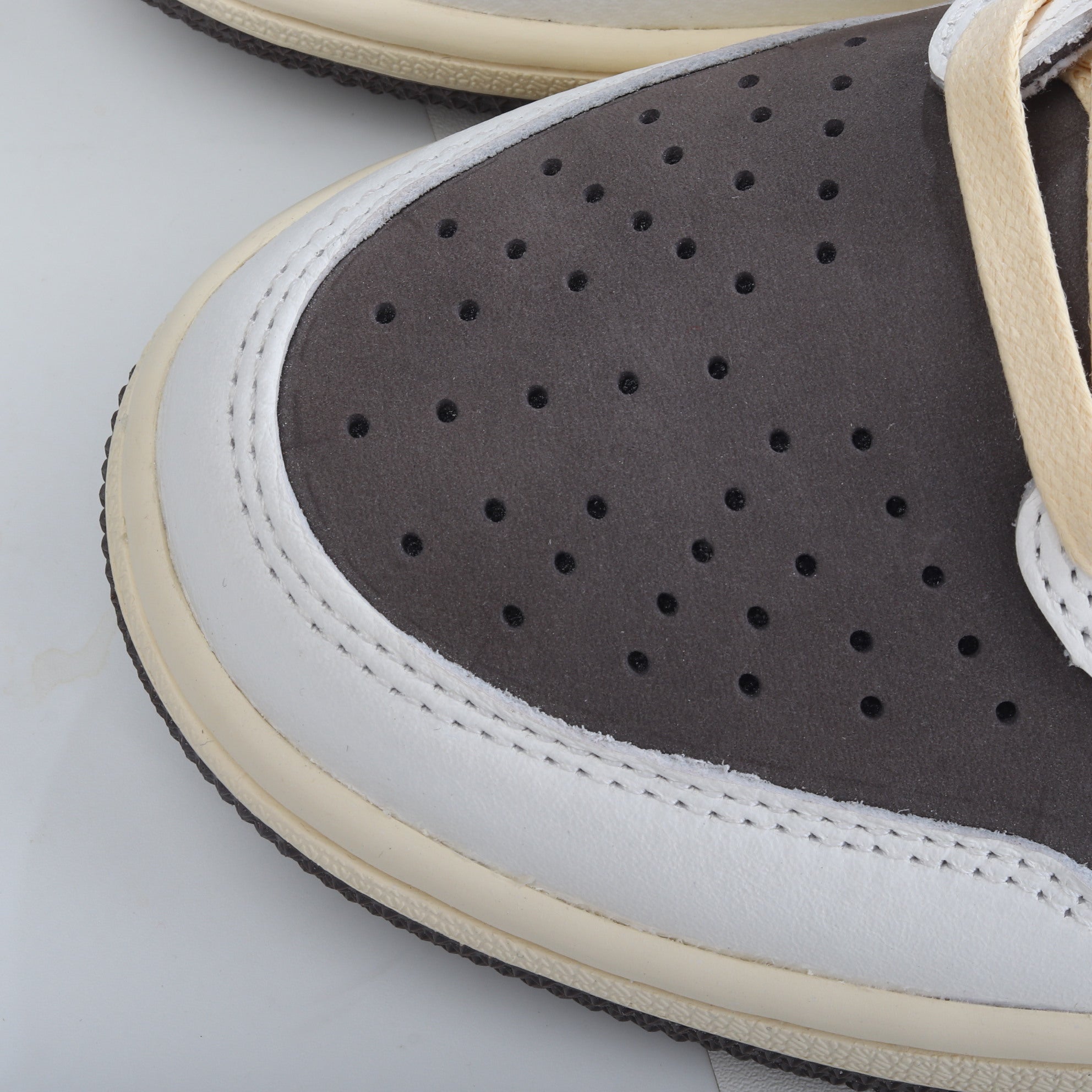 AJ1 Low - Reverse Mocha