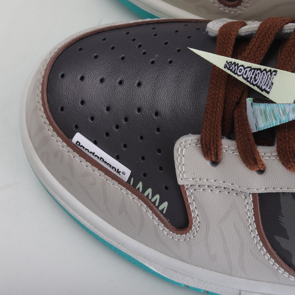 SB Dunk Low - Touch Down