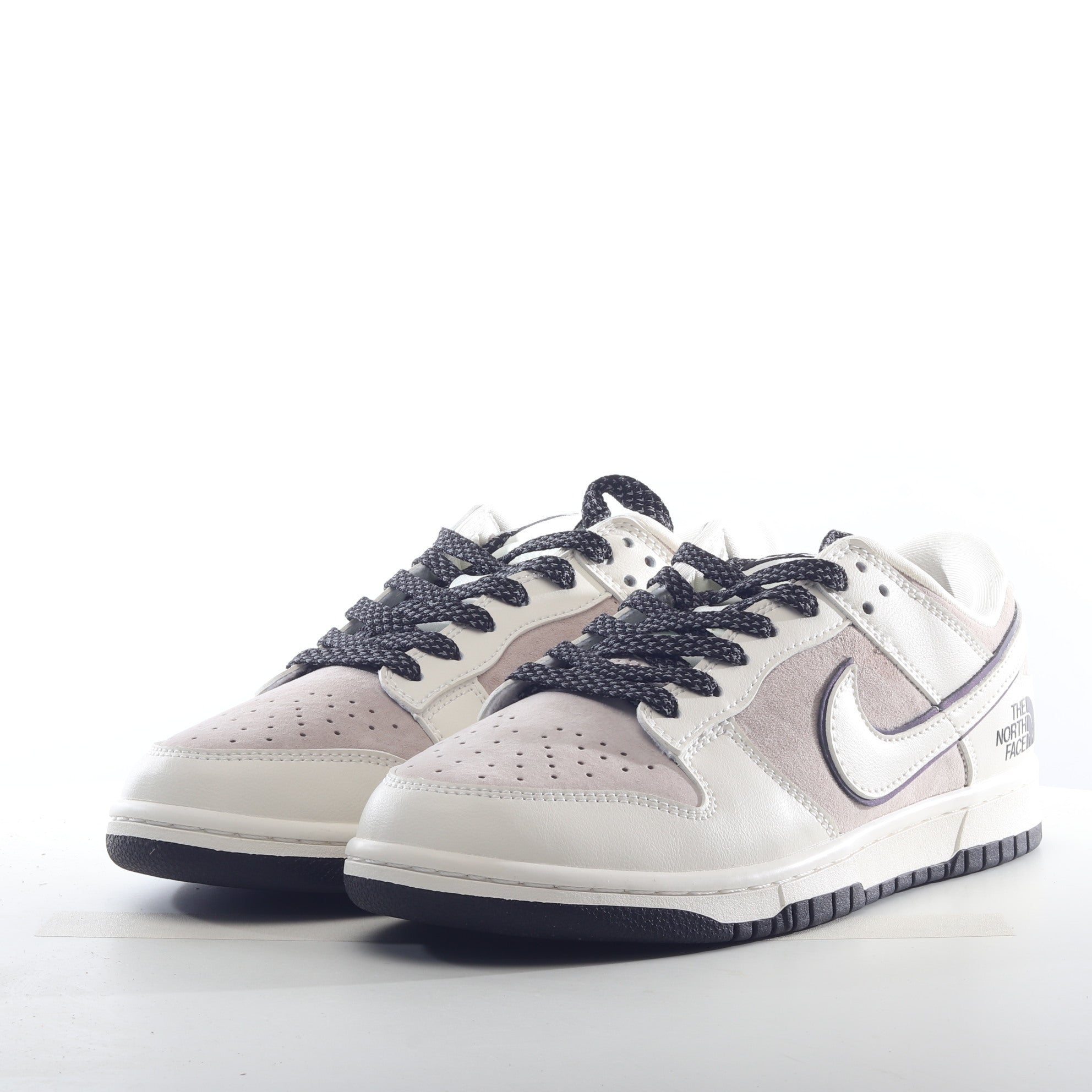 SB Dunk Low - NF