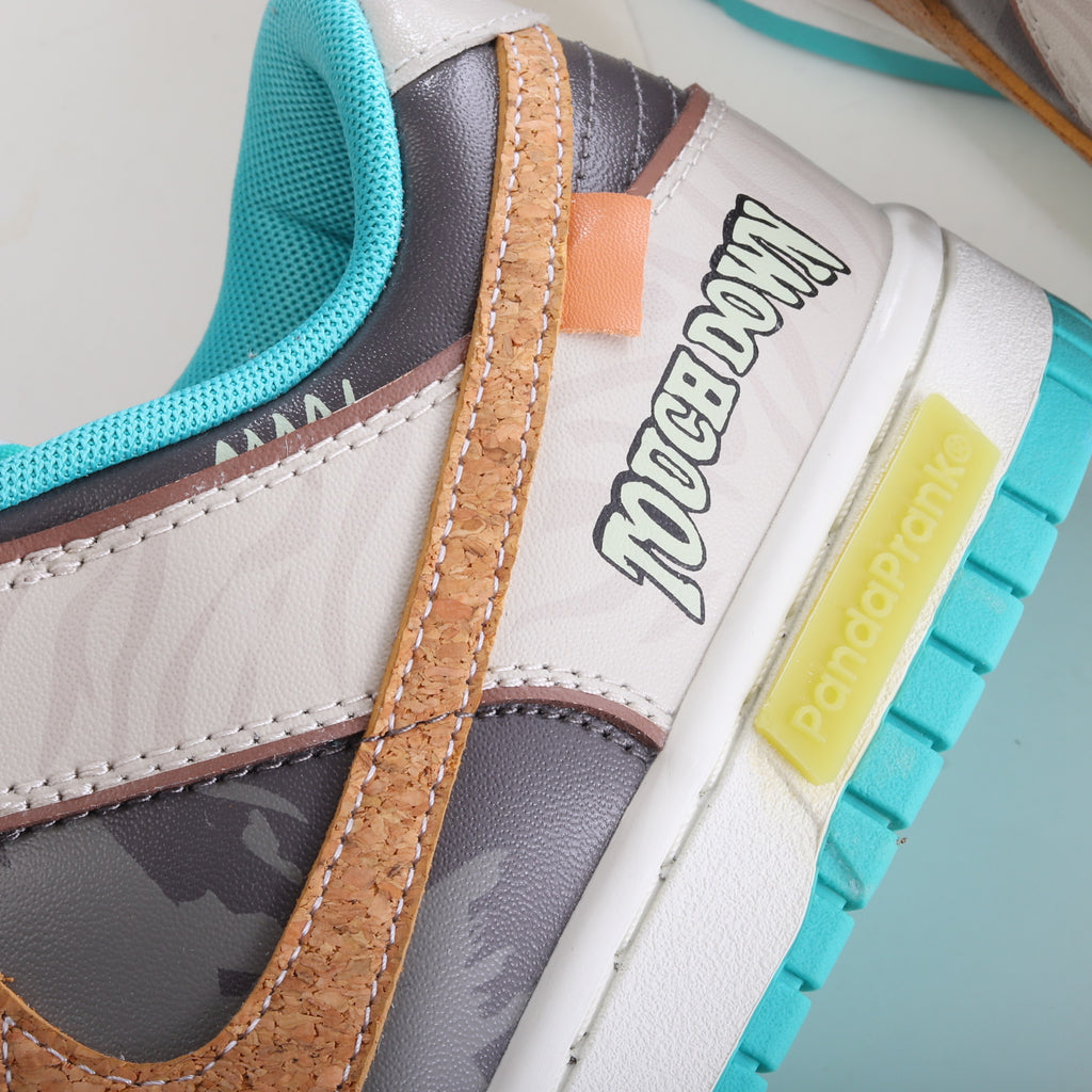 SB Dunk Low - Touch Down